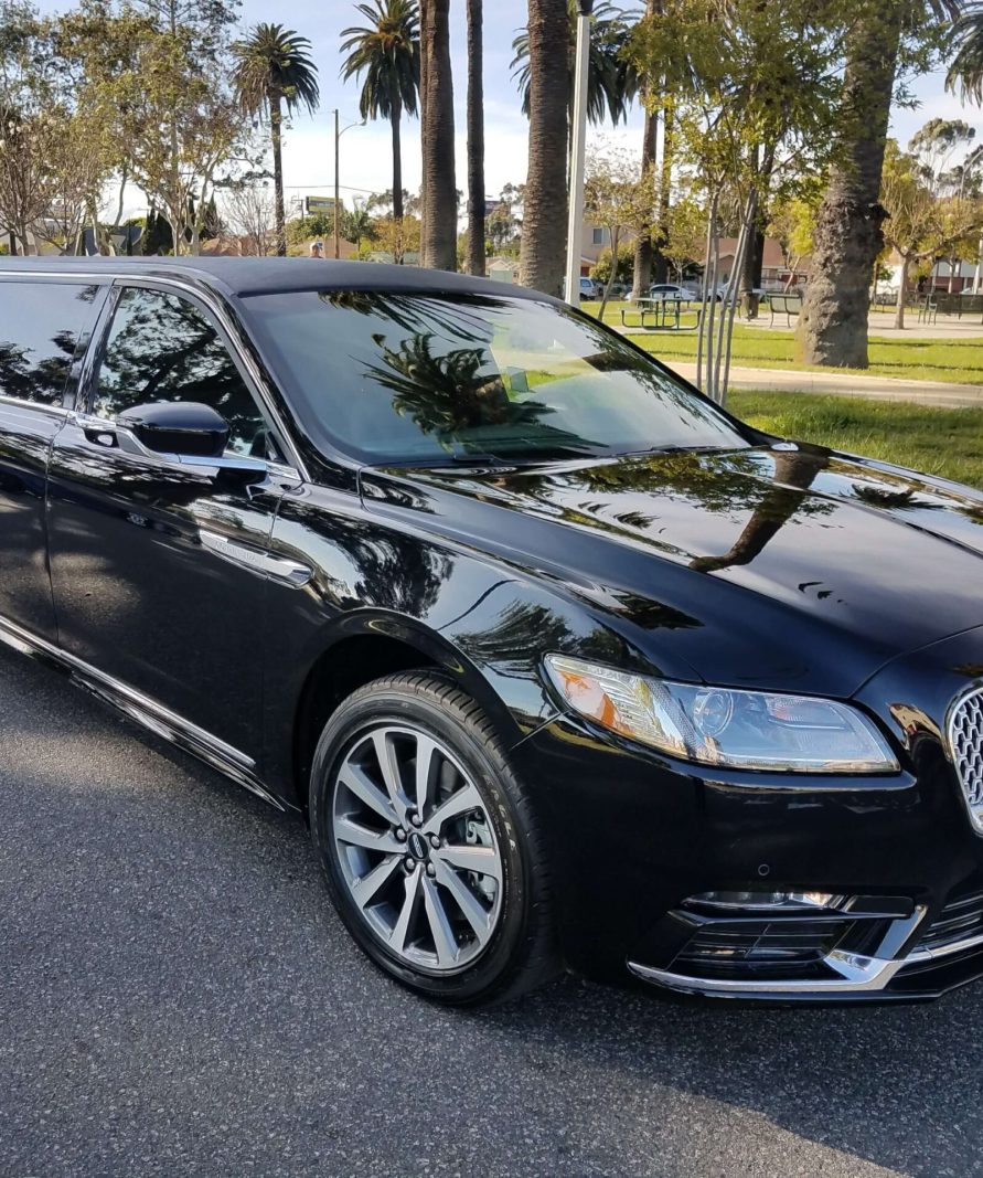 Lincoln Stretch Limo